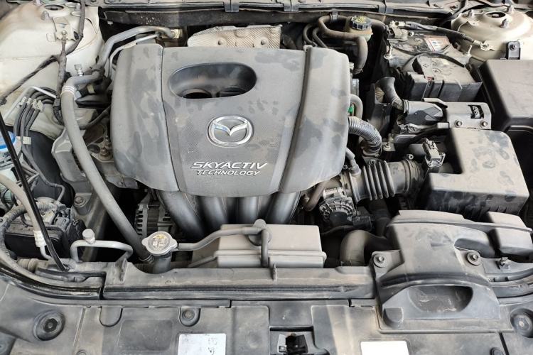 Used Mazda 3 Axela 2017 Sedan 1.5L Automatic Luxury Model Emission Standard China V Engine Bay