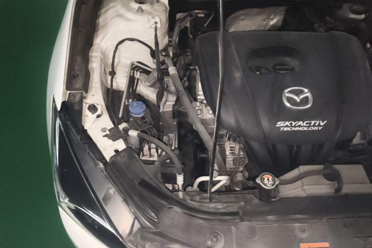 Used Mazda 3 Axela 2017 Hatchback 1.5L Automatic Comfort Model Emission Standard China V Engine Bay Right