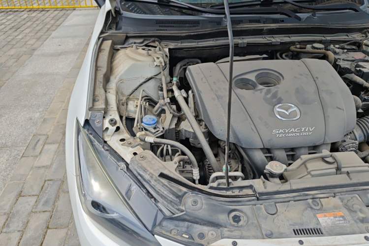 Used Mazda 3 Axela 2017 Sedan 2.0L Automatic Prestige Model China V Standard Engine Bay Right