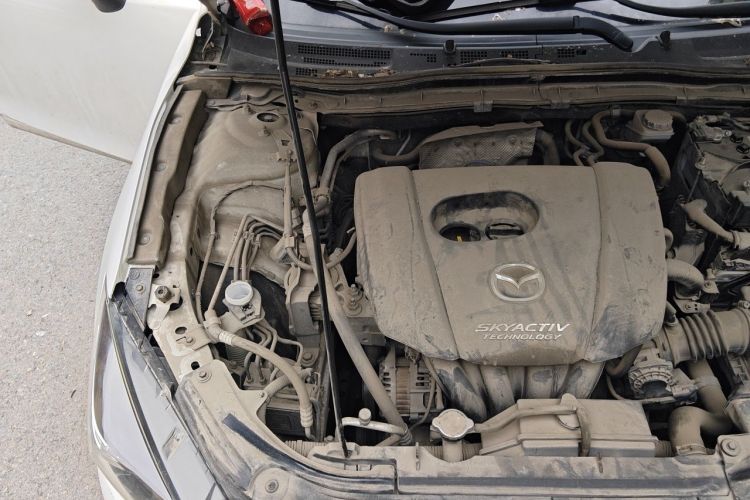 Used Mazda 3 Axela 2017 Sedan 1.5L Manual Comfort Model Emission Standard China V Engine Bay Right