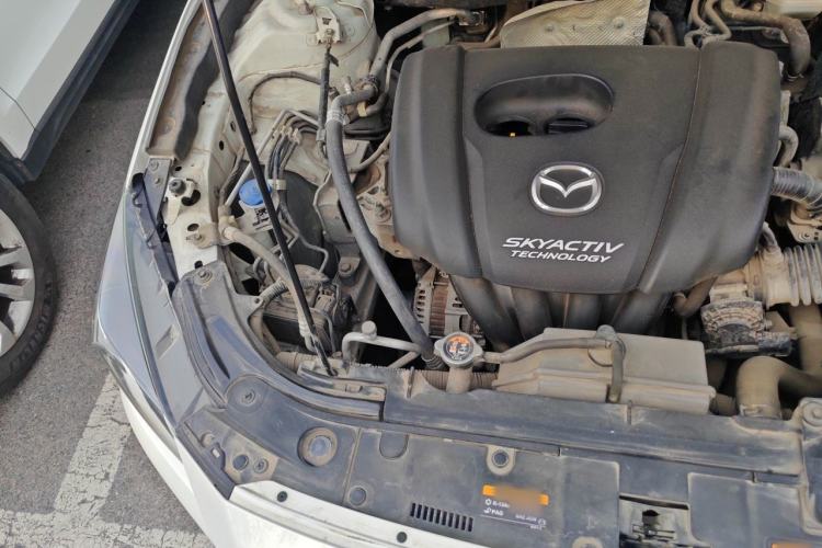 Used Mazda 3 Axela 2017 Sedan 1.5L Automatic Comfort Model Emission Standard China V Engine Bay Right