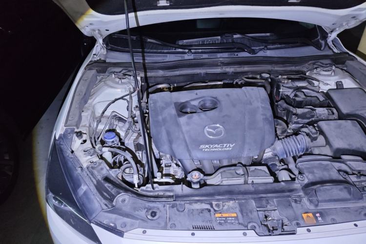 Used Mazda 3 Axela 2017 Hatchback 2.0L Automatic Luxury Model Emission Standard China V Engine Bay Right