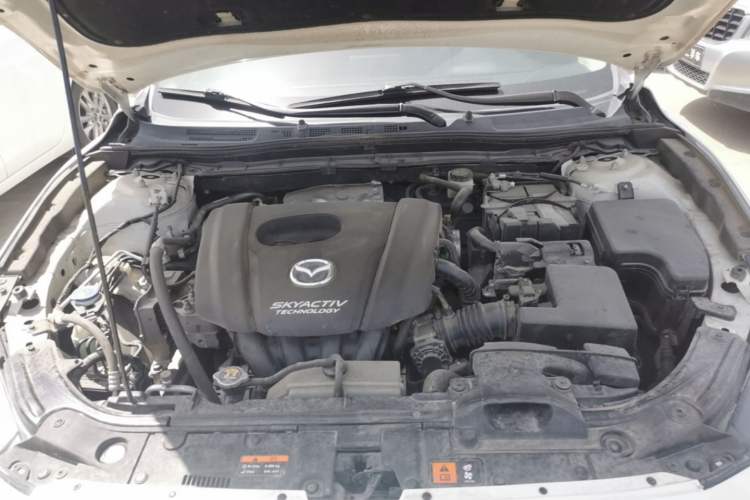 Used Mazda 3 Axela 2017 Sedan 1.5L Automatic Luxury Model Emission Standard China V Engine Bay