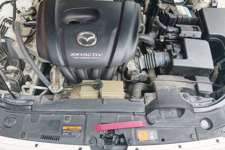 Used Mazda 3 Axela 2017 Sedan 1.5L Automatic Luxury Model China VI Standard Engine Bay