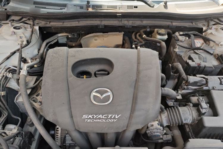 Used Mazda 3 Axela 2017 Sedan 1.5L Automatic Luxury Model Emission Standard China V Engine Bay