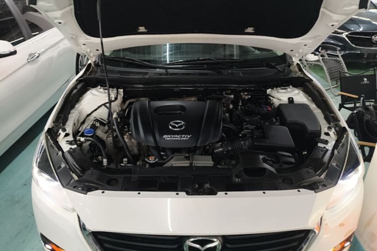 Used Mazda 3 Axela 2017 Sedan 1.5L Automatic Luxury Model Emission Standard China V Engine Bay