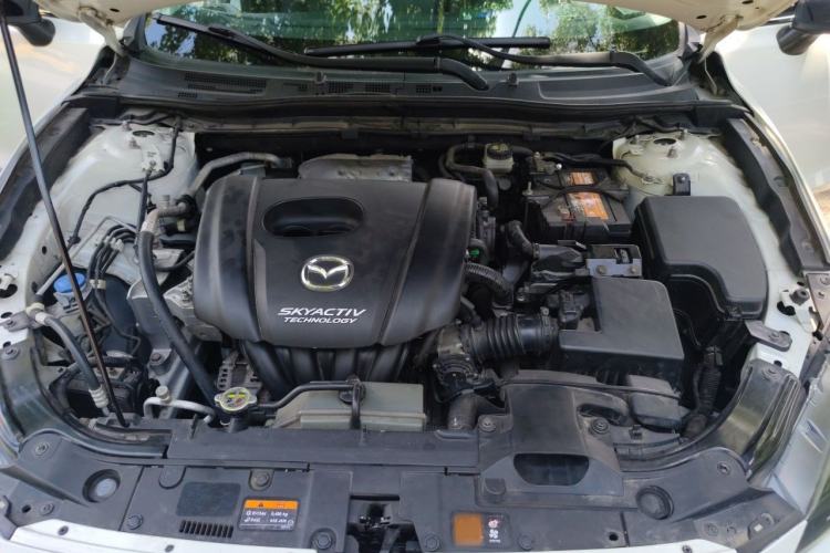 Used Mazda 3 Axela 2017 Sedan 1.5L Automatic Luxury Model Emission Standard China V Engine Bay