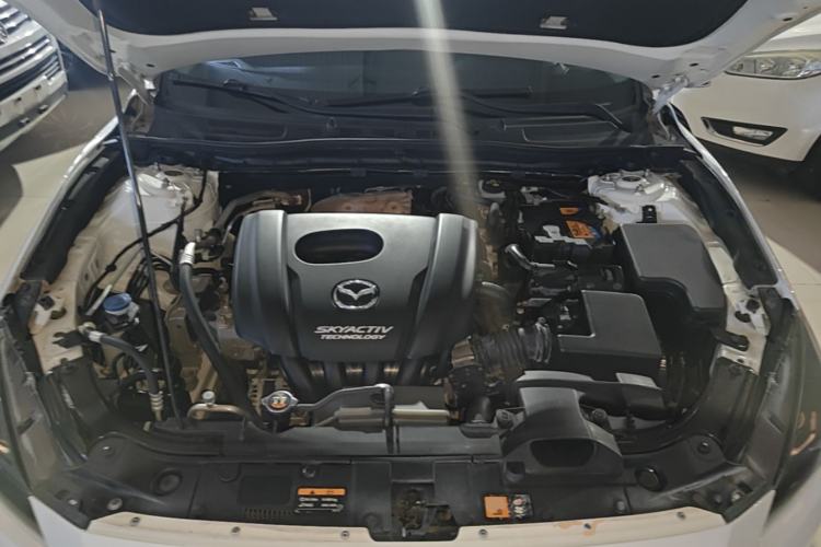 Used Mazda 3 Axela 2017 Sedan 1.5L Automatic Luxury Model Emission Standard China V Engine Bay