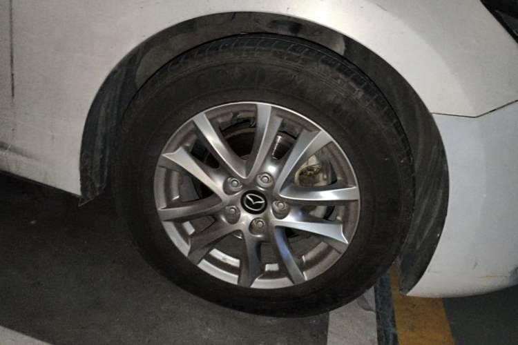 Used Mazda 3 Axela 2017 Hatchback 1.5L Automatic Comfort Model Emission Standard China V Exterior 1