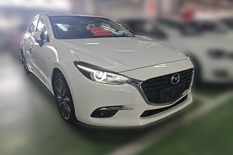 Used Mazda 3 Axela 2017 Hatchback 2.0L Automatic Sport Model China V Emission Standard Exterior 1