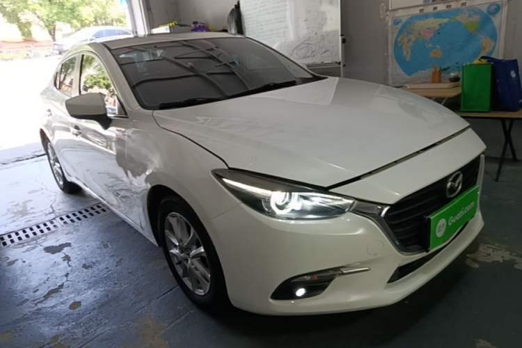 Used Mazda 3 Axela 2017 Sedan 1.5L Automatic Luxury Model Emission Standard China V Exterior 1