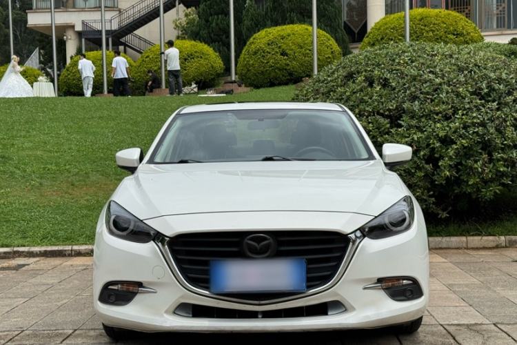 Used Mazda 3 Axela 2017 Sedan 1.5L Automatic Luxury Model Emission Standard China V Exterior 1