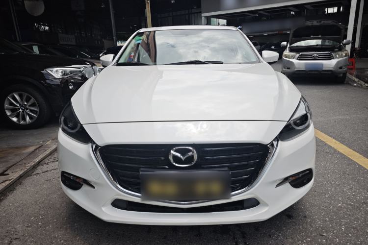 Used Mazda 3 Axela 2017 Hatchback 2.0L Automatic Luxury Model Emission Standard China V Exterior 1