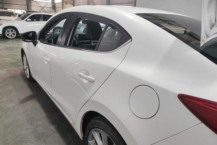 Used Mazda 3 Axela 2017 Sedan 2.0L Automatic Prestige Model China V Standard Exterior 2