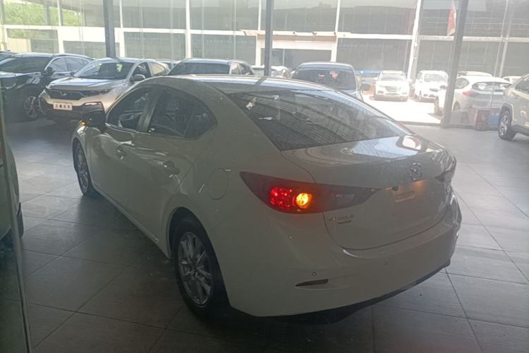 Used Mazda 3 Axela 2017 Sedan 1.5L Automatic Comfort Model Emission Standard China V Exterior 2