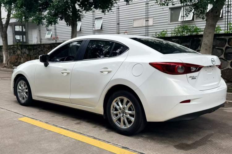 Used Mazda 3 Axela 2017 Sedan 1.5L Automatic Luxury Model Emission Standard China V Exterior 2