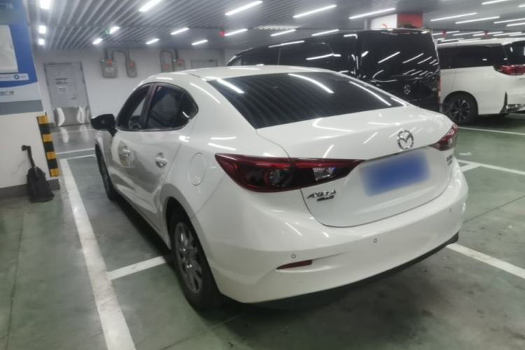Used Mazda 3 Axela 2017 Sedan 1.5L Automatic Luxury Model Emission Standard China V Exterior 2