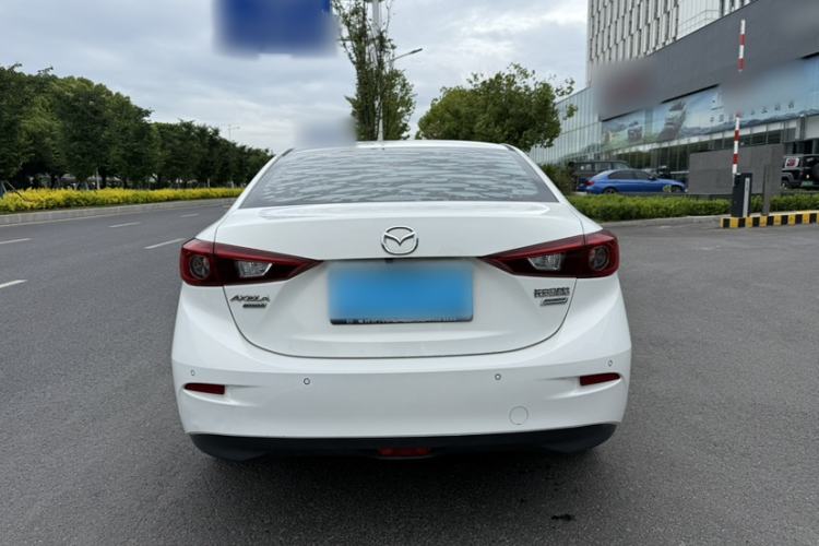 Used Mazda 3 Axela 2017 Sedan 1.5L Automatic Luxury Model Emission Standard China V Exterior 2