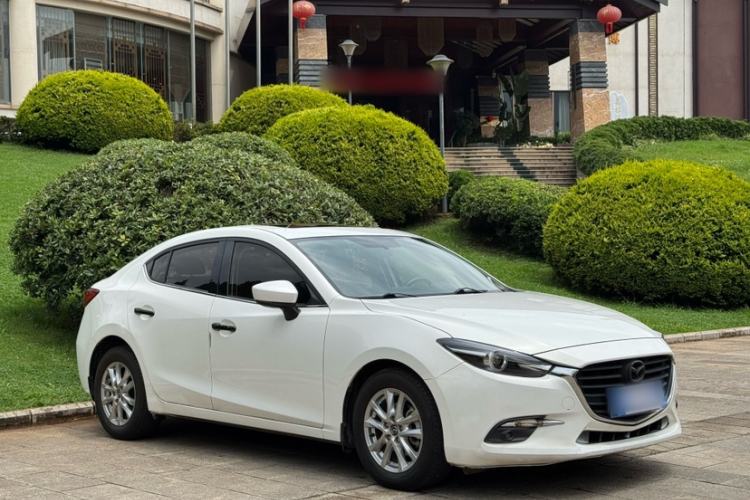 Used Mazda 3 Axela 2017 Sedan 1.5L Automatic Luxury Model Emission Standard China V Exterior 2
