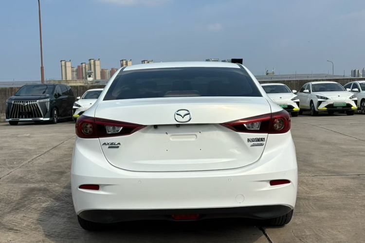 Used Mazda 3 Axela 2017 Sedan 1.5L Automatic Luxury Model Emission Standard China V Exterior 2