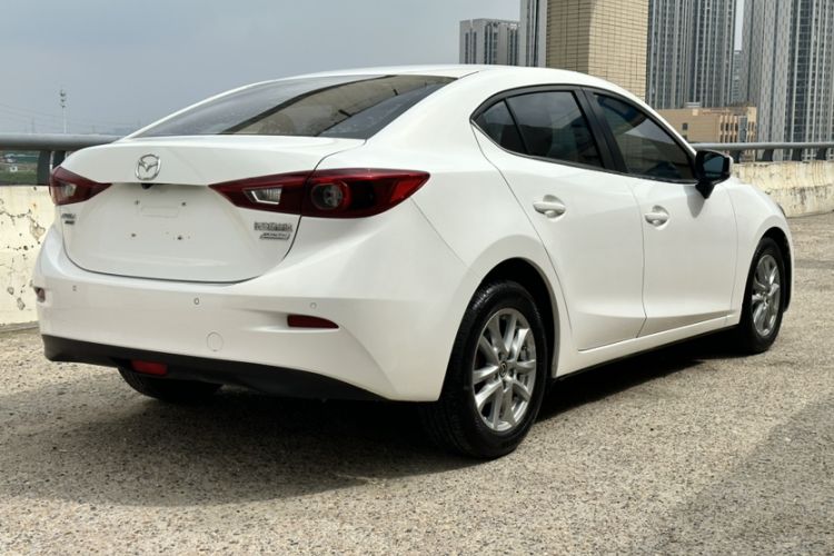 Used Mazda 3 Axela 2017 Sedan 1.5L Automatic Luxury Model Emission Standard China V Exterior 2
