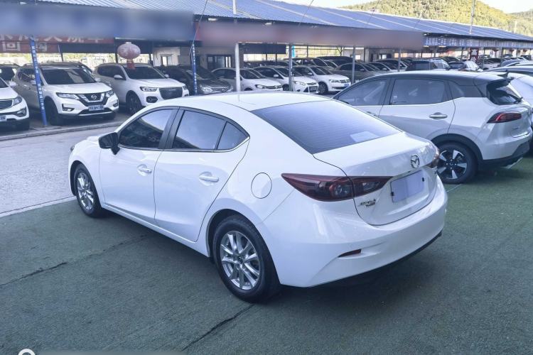 Used Mazda 3 Axela 2017 Sedan 1.5L Automatic Luxury Model Emission Standard China V Exterior 3