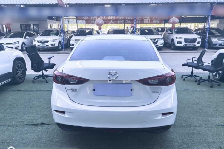 Used Mazda 3 Axela 2017 Sedan 1.5L Automatic Luxury Model Emission Standard China V Exterior 4