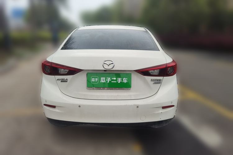 Used Mazda 3 Axela 2017 Sedan 1.5L Automatic Luxury Model Emission Standard China V Exterior 4