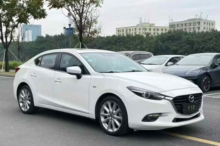 Used Mazda 3 Axela 2017 Sedan 2.0L Automatic Prestige Model China V Standard Exterior 4