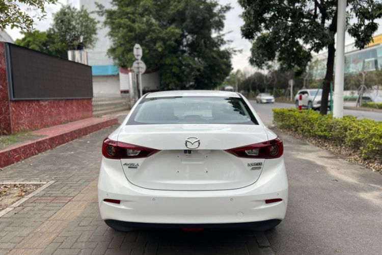 Used Mazda 3 Axela 2017 Sedan 1.5L Automatic Comfort Model Emission Standard China V Exterior 5