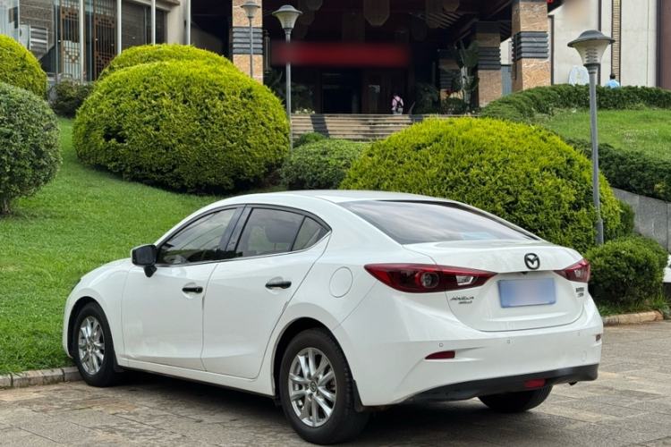 Used Mazda 3 Axela 2017 Sedan 1.5L Automatic Luxury Model Emission Standard China V Exterior 5