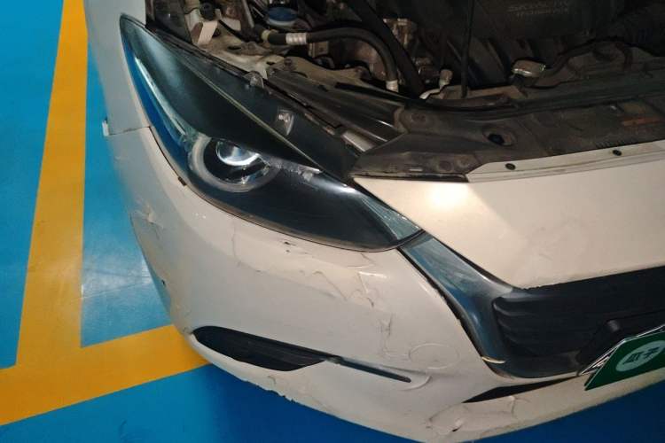 Used Mazda 3 Axela 2017 Sedan 1.5L Automatic Luxury Model Emission Standard China V Exterior 6