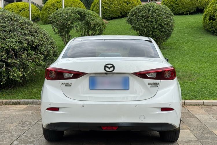 Used Mazda 3 Axela 2017 Sedan 1.5L Automatic Luxury Model Emission Standard China V Exterior 6