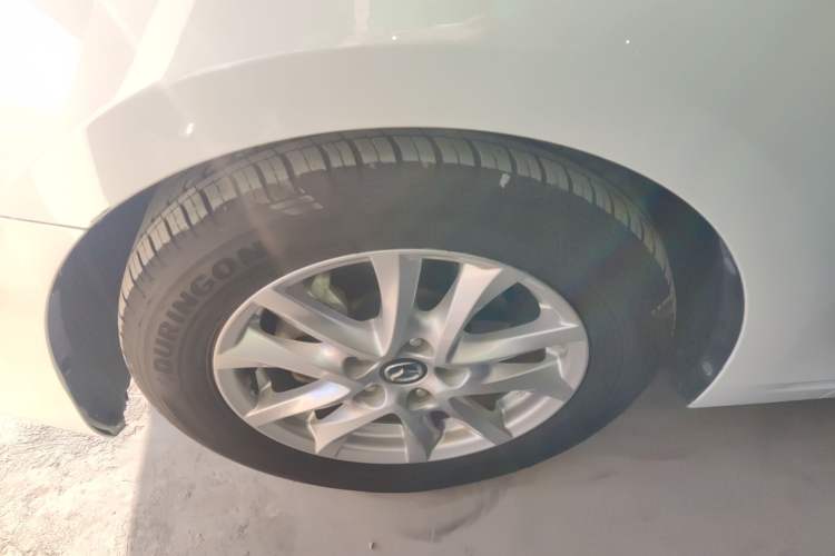 Used Mazda 3 Axela 2017 Sedan 1.5L Automatic Luxury Model Emission Standard China V Exterior 7