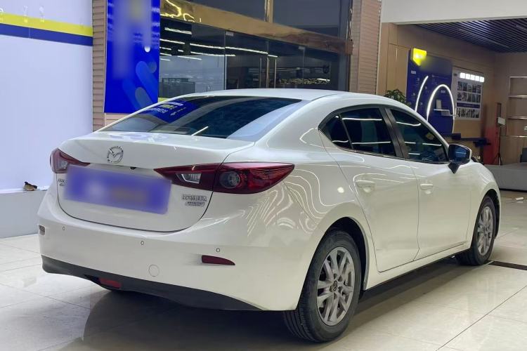 Used Mazda 3 Axela 2017 Sedan 1.5L Automatic Comfort Model Emission Standard China V Exterior 8