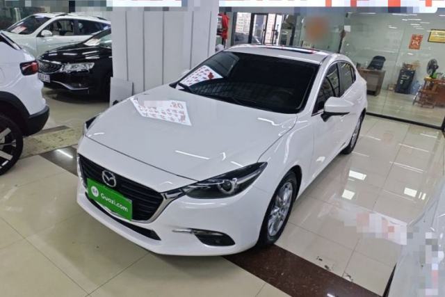 Mazda 3 Axela 2017 Sedan 1.5L Automatic Luxury Model Emission Standard China V usado