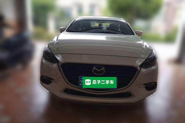 Used Mazda 3 Axela 2017 Sedan 1.5L Automatic Luxury Model Emission Standard China V Front
