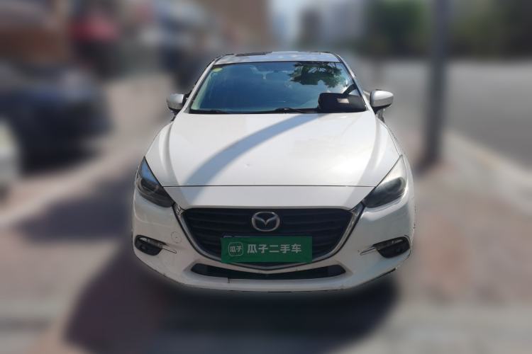 Used Mazda 3 Axela 2017 Sedan 1.5L Automatic Luxury Model Emission Standard China V Front