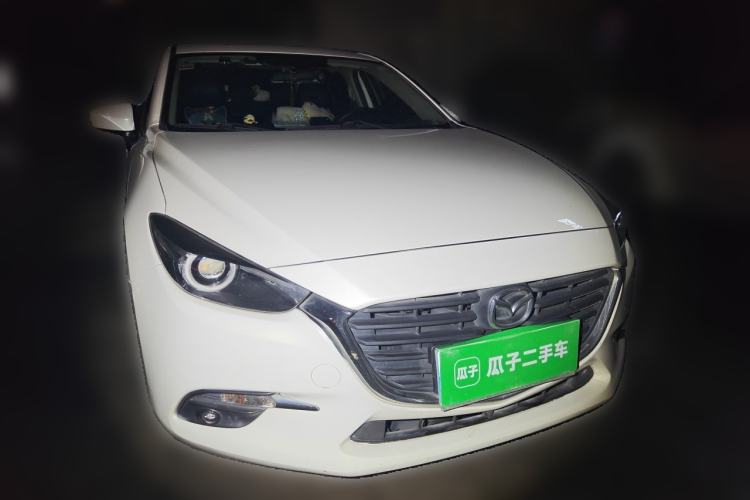 Used Mazda 3 Axela 2017 Sedan 1.5L Automatic Luxury Model Emission Standard China V Front