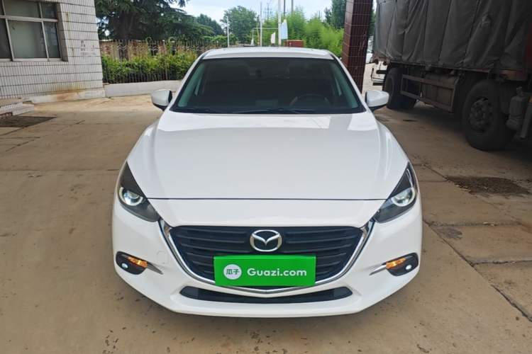 Used Mazda 3 Axela 2017 Sedan 1.5L Automatic Luxury Model Emission Standard China V Front