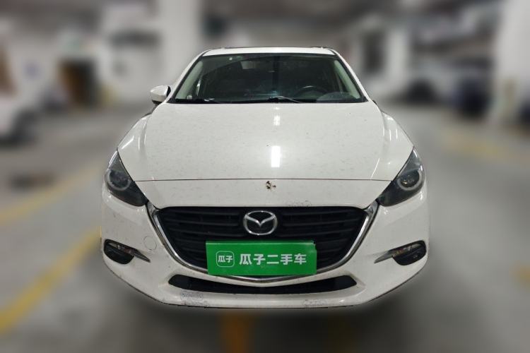 Used Mazda 3 Axela 2017 Sedan 1.5L Automatic Luxury Model Emission Standard China V Front