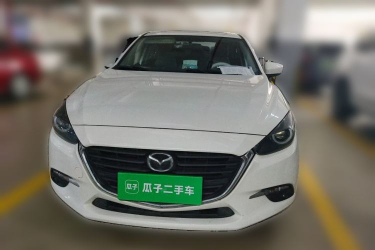 Used Mazda 3 Axela 2017 Sedan 1.5L Automatic Luxury Model Emission Standard China V Front