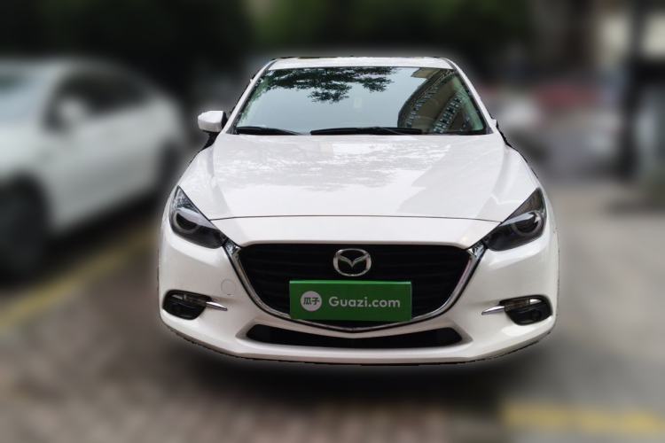 Used Mazda 3 Axela 2017 Sedan 1.5L Automatic Luxury Model Emission Standard China V Front