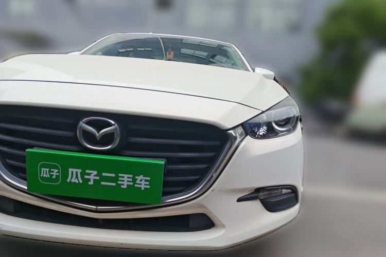 Used Mazda 3 Axela 2017 Sedan 1.5L Automatic Comfort Model Emission Standard China V Front
