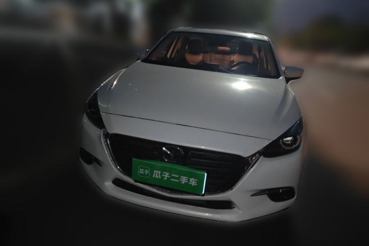 Used Mazda 3 Axela 2017 Hatchback 1.5L Automatic Luxury Model Emission Standard China V Front