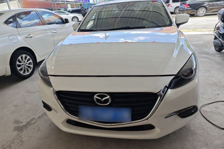 Used Mazda 3 Axela 2017 Sedan 2.0L Automatic Flagship Model China V Standard Front