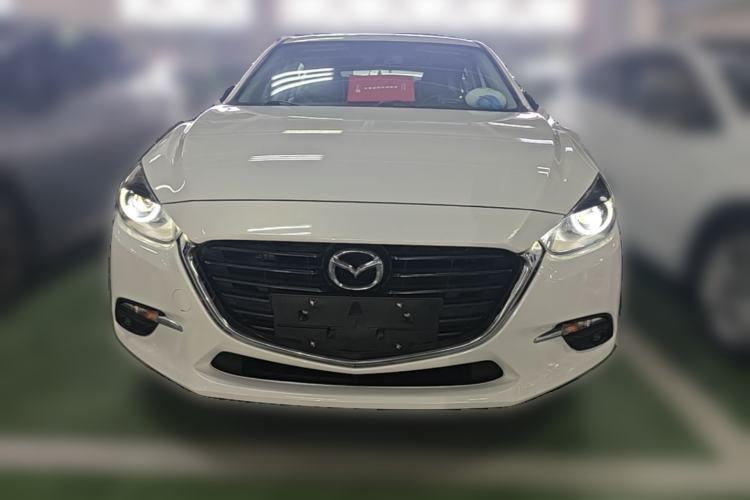 Used Mazda 3 Axela 2017 Hatchback 2.0L Automatic Sport Model China V Emission Standard Front
