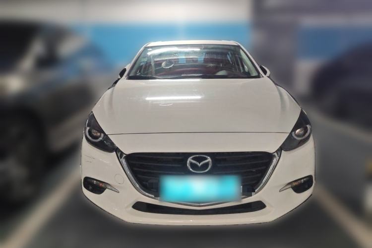 Used Mazda 3 Axela 2017 Sedan 1.5L Automatic Luxury Model China VI Standard Front