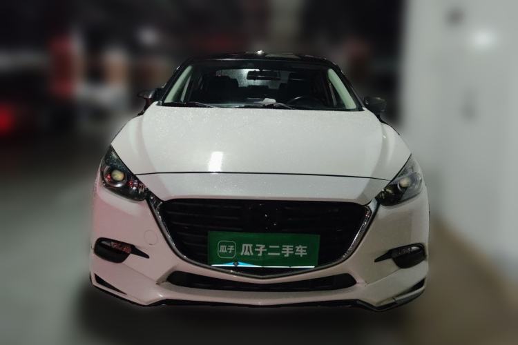 Used Mazda 3 Axela 2017 Sedan 1.5L Automatic Comfort Model Emission Standard China V Front
