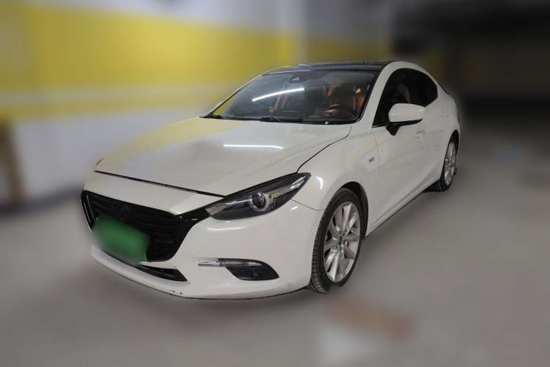 Used Mazda 3 Axela 2017 Sedan 2.0L Automatic Flagship Model China V Standard Front Left 45 Deg